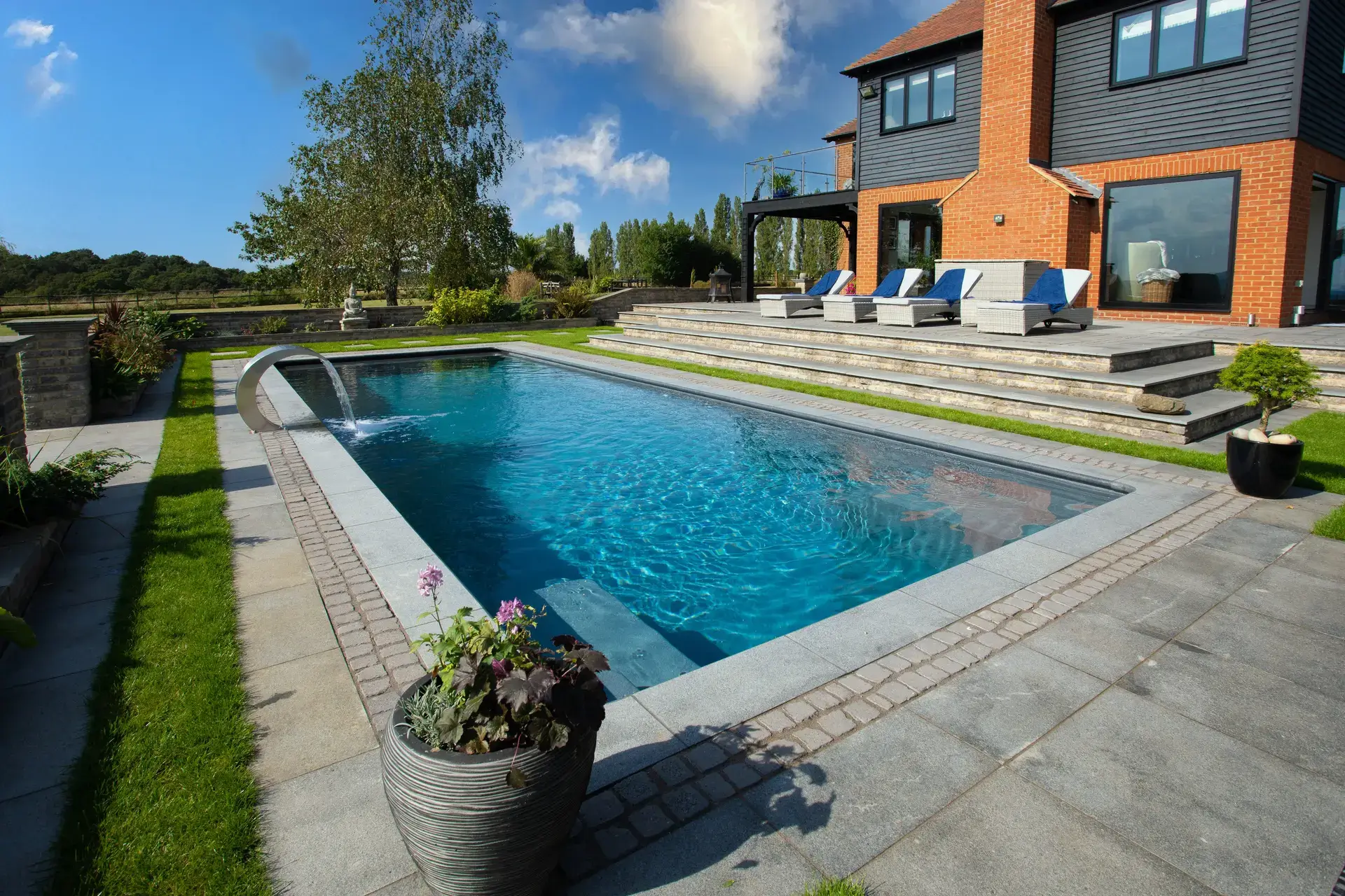 Oak Lee Pool