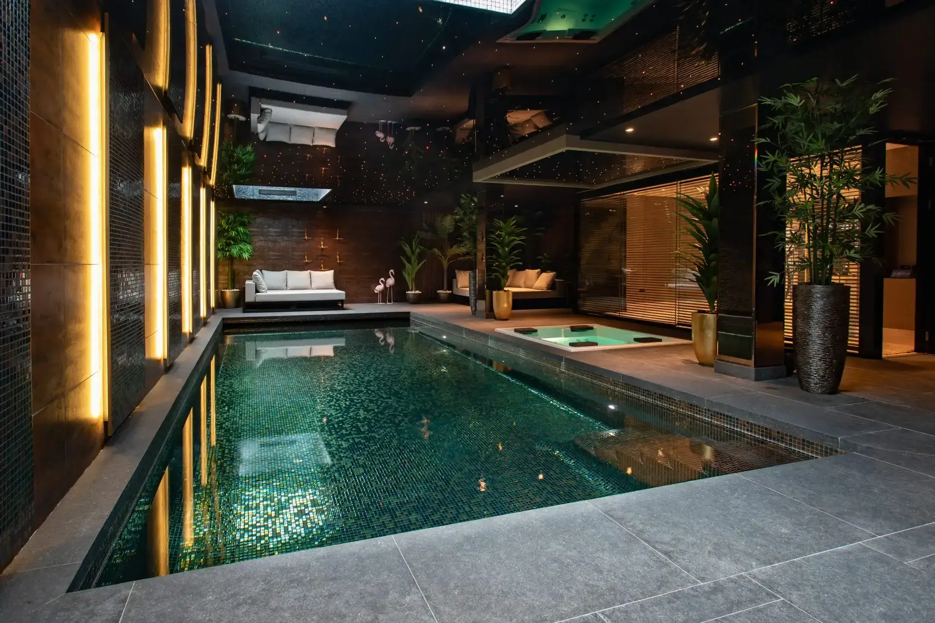 Little Court Pool